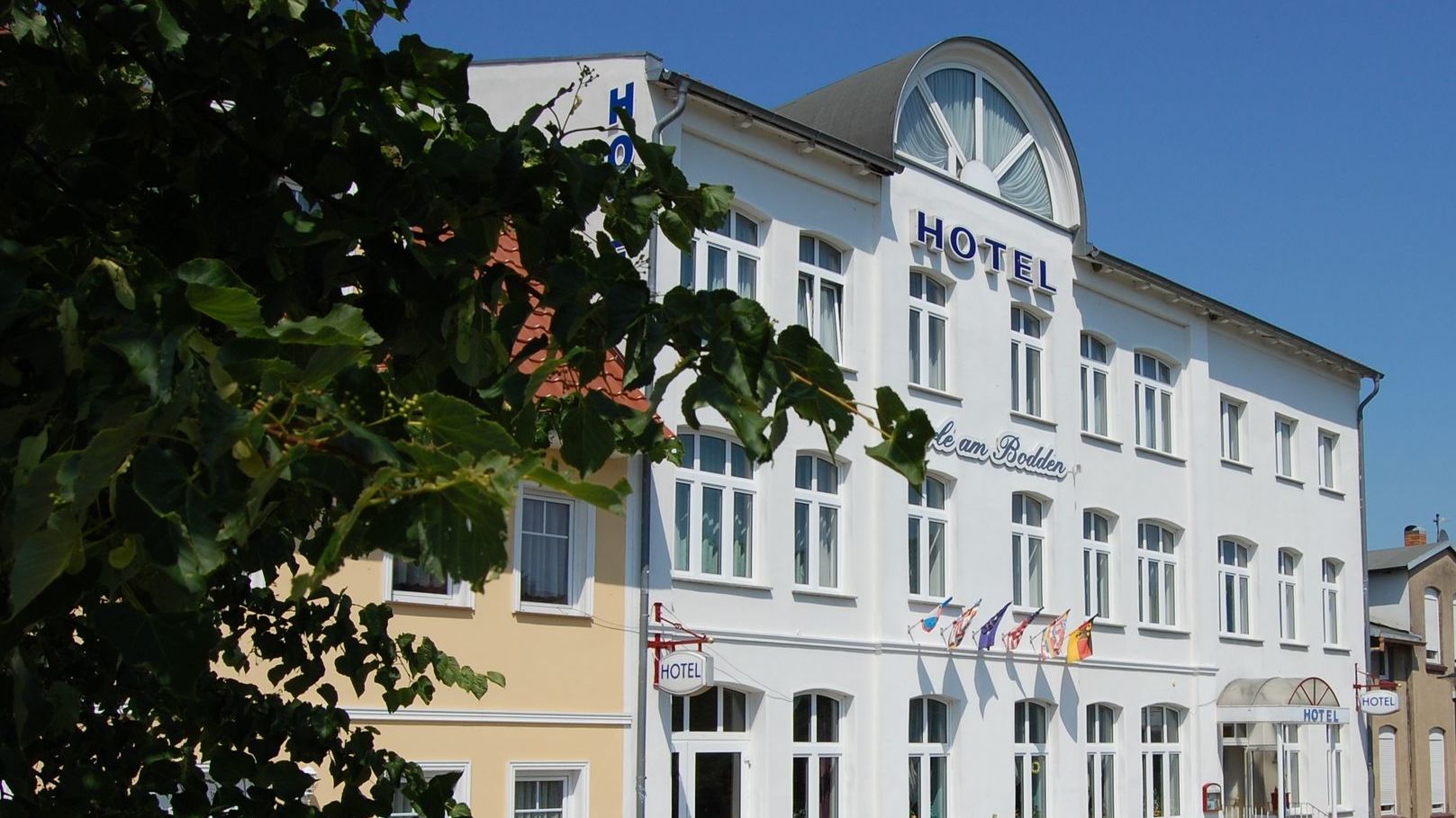 Hotel "Perle am Bodden" Hotel "Perle am Bodden"