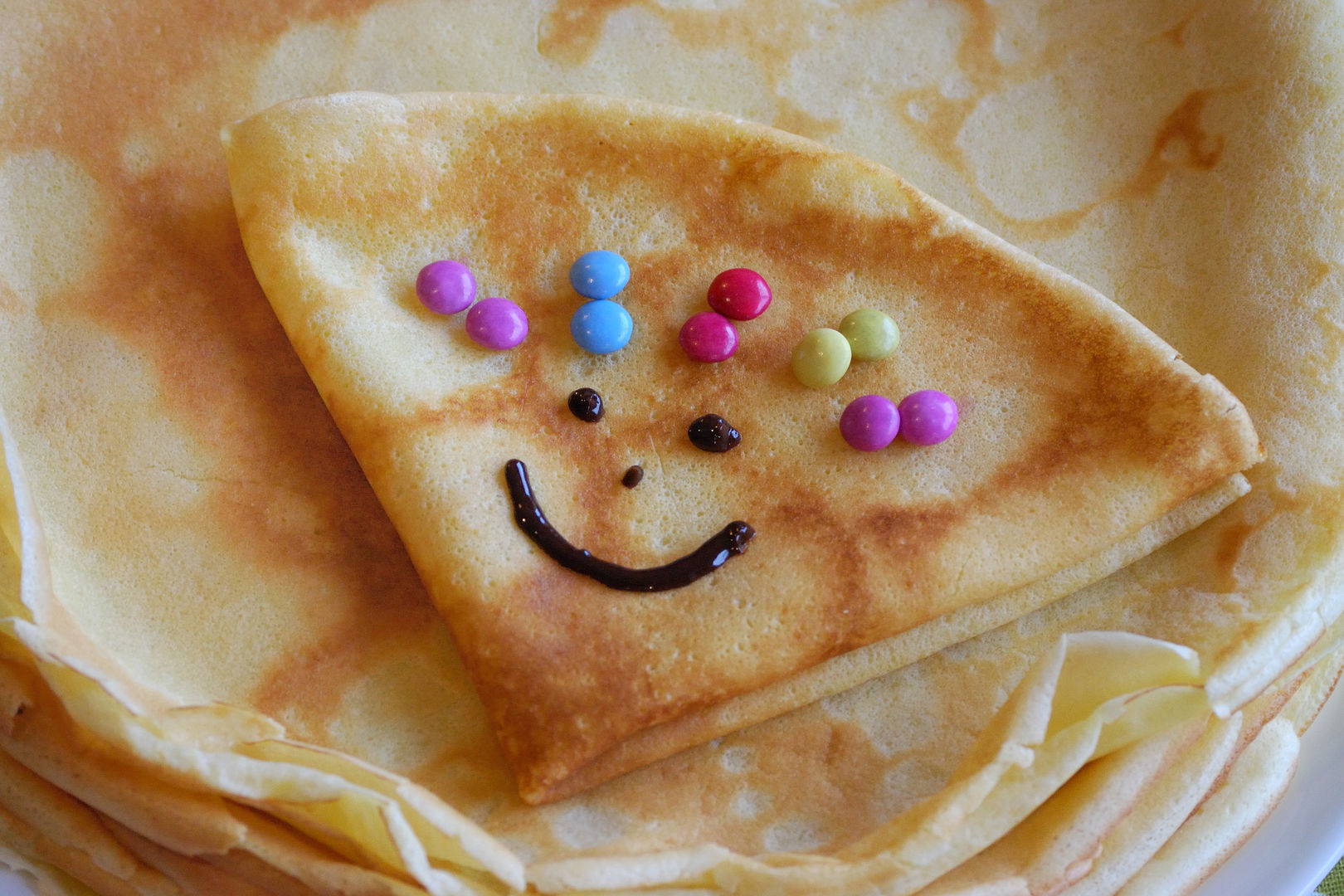 Eierkuchen selbst machen und nach Herzenslust füllen Eierkuchen selbst machen und nach Herzenslust füllen