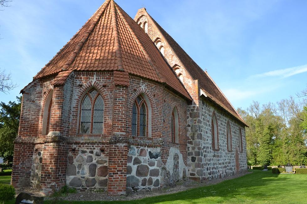 Langenahnshagen-Kirche3