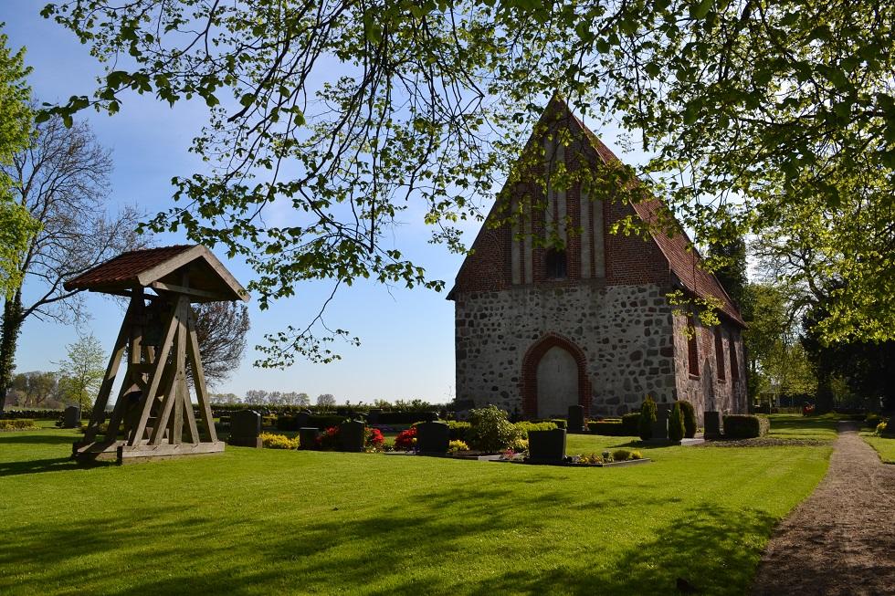 Kirche Langenhanshagen